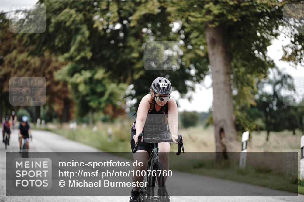 30.08.2026 - Elbe Triathlon Hamburg Michael Burmester http://msf.ph/oto/10076760 30.08.2026 11:26:03 Radfahren 1603, 1611, 1672 meine-sportfotos.de