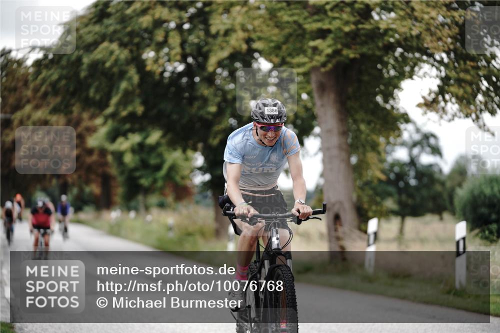 30.08.2026 - Elbe Triathlon Hamburg Michael Burmester http://msf.ph/oto/10076768 30.08.2026 11:26:24 Radfahren 1365, 1386, 1397, 1414, 1460, 1697 meine-sportfotos.de
