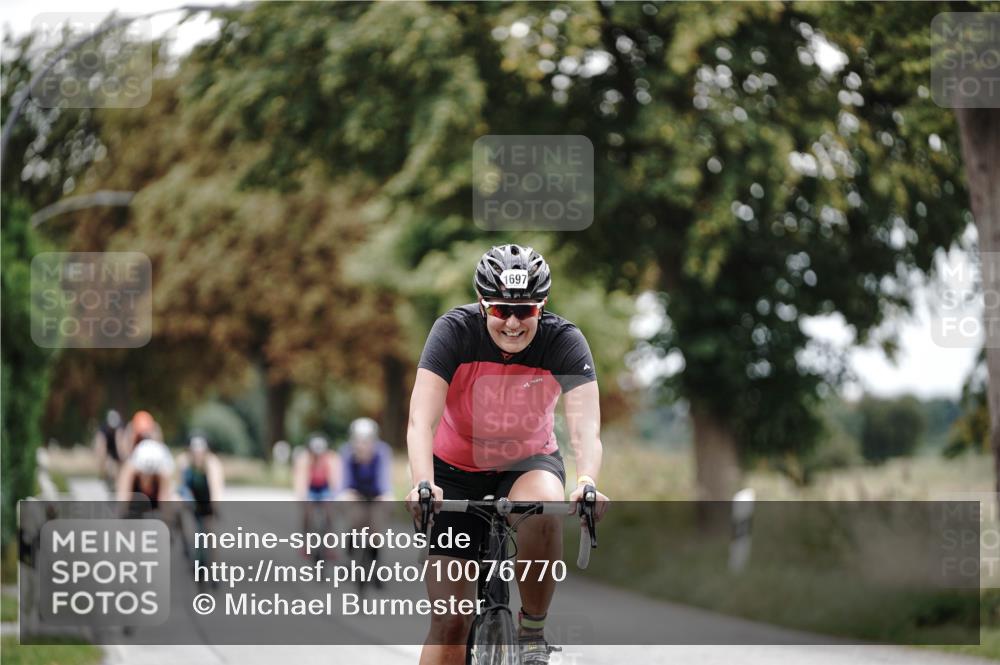 30.08.2026 - Elbe Triathlon Hamburg Michael Burmester http://msf.ph/oto/10076770 30.08.2026 11:26:27 Radfahren 1397, 1414, 1432, 1460, 1623, 1697 meine-sportfotos.de