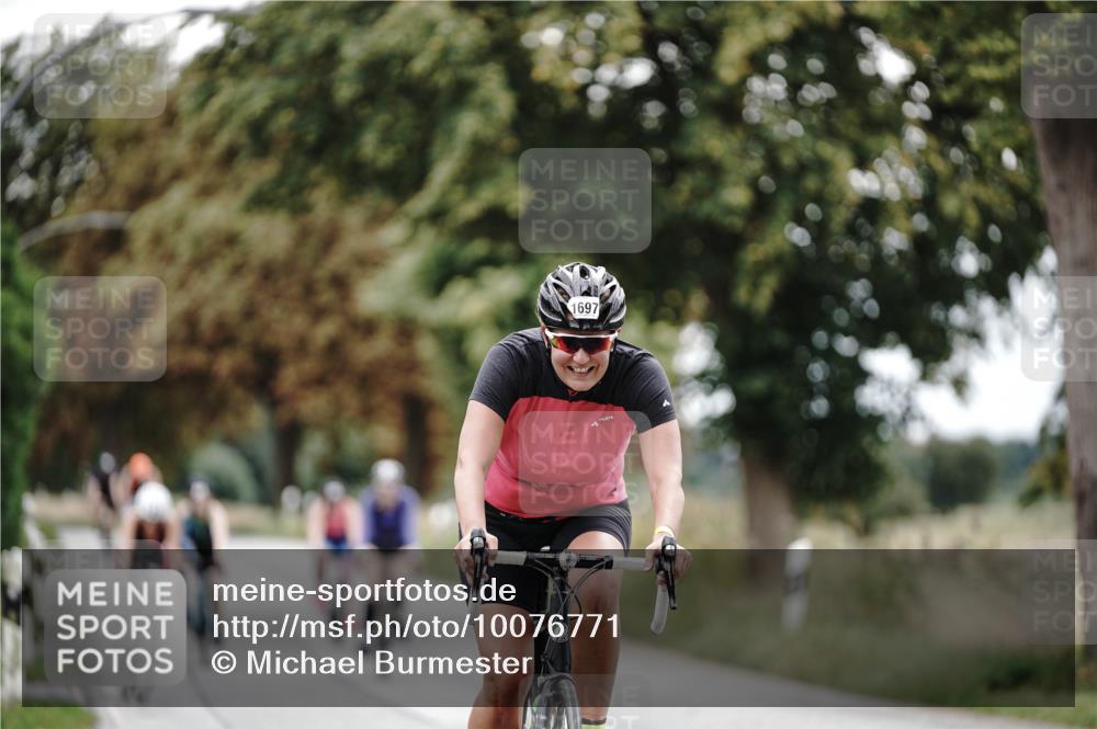 30.08.2026 - Elbe Triathlon Hamburg Michael Burmester http://msf.ph/oto/10076771 30.08.2026 11:26:27 Radfahren 1397, 1414, 1432, 1460, 1623, 1697 meine-sportfotos.de
