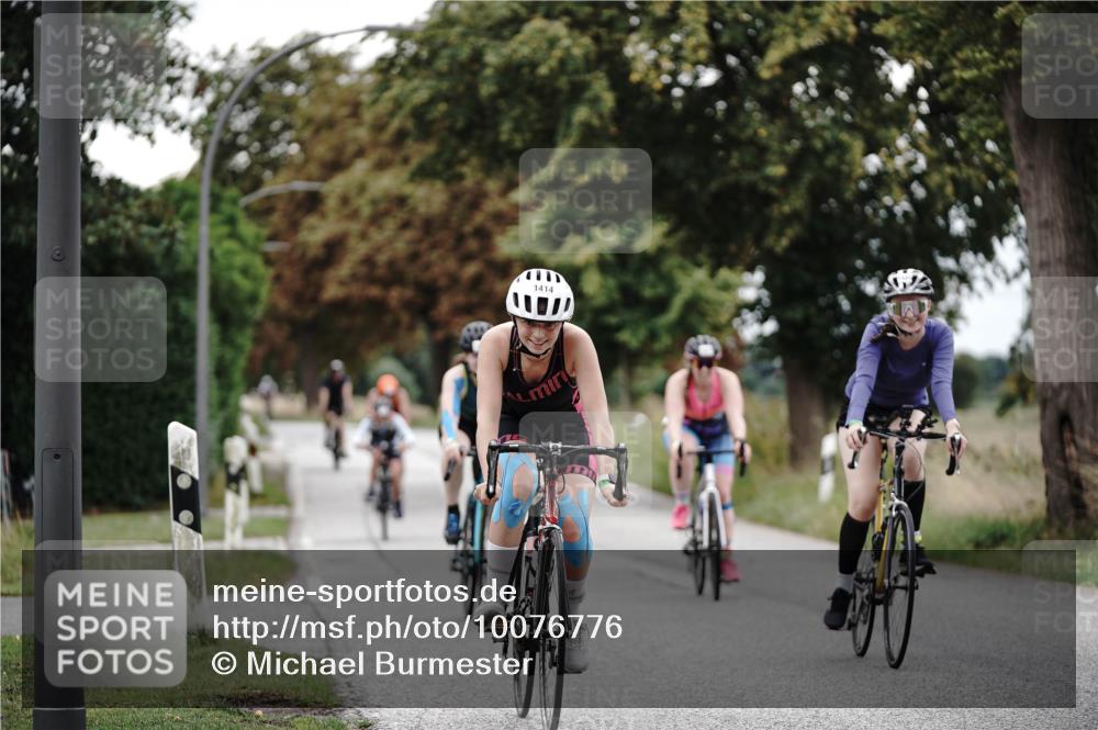 30.08.2026 - Elbe Triathlon Hamburg Michael Burmester http://msf.ph/oto/10076776 30.08.2026 11:26:30 Radfahren 1364, 1397, 1414, 1432, 1448, 1460, 1623, 1697 meine-sportfotos.de