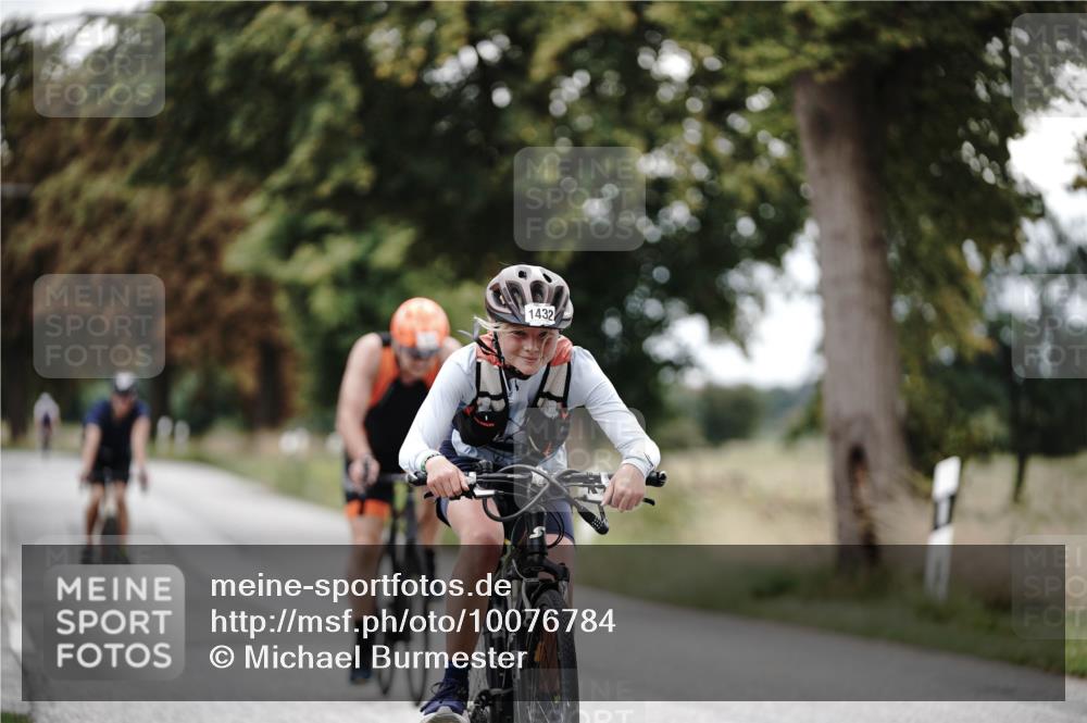 30.08.2026 - Elbe Triathlon Hamburg Michael Burmester http://msf.ph/oto/10076784 30.08.2026 11:26:34 Radfahren 1364, 1397, 1432, 1448, 1460, 1623 meine-sportfotos.de