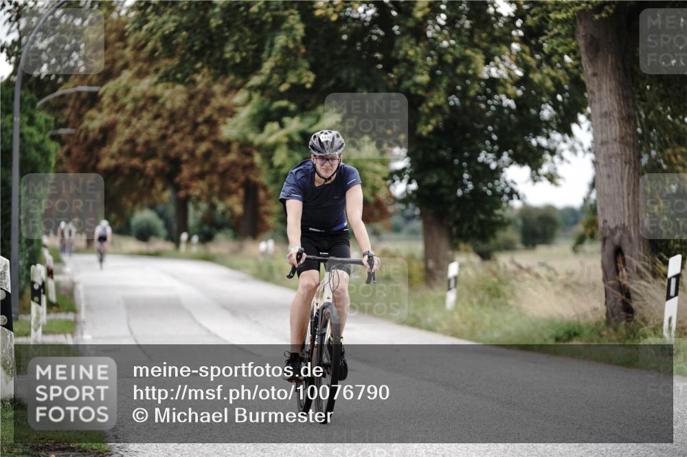30.08.2026 - Elbe Triathlon Hamburg Michael Burmester http://msf.ph/oto/10076790 30.08.2026 11:26:36 Radfahren 1364, 1432, 1448 meine-sportfotos.de