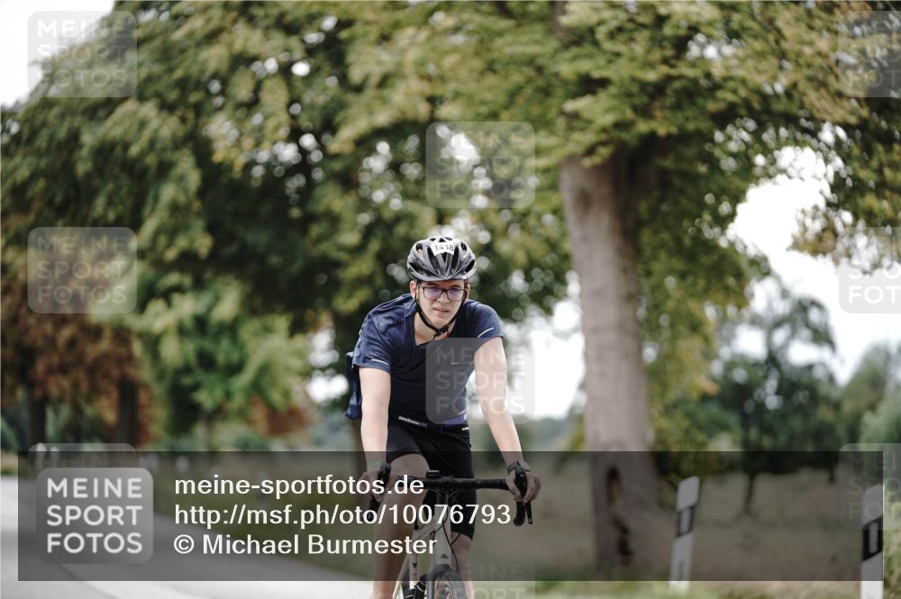 30.08.2026 - Elbe Triathlon Hamburg Michael Burmester http://msf.ph/oto/10076793 30.08.2026 11:26:37 Radfahren 1364, 1432, 1448 meine-sportfotos.de