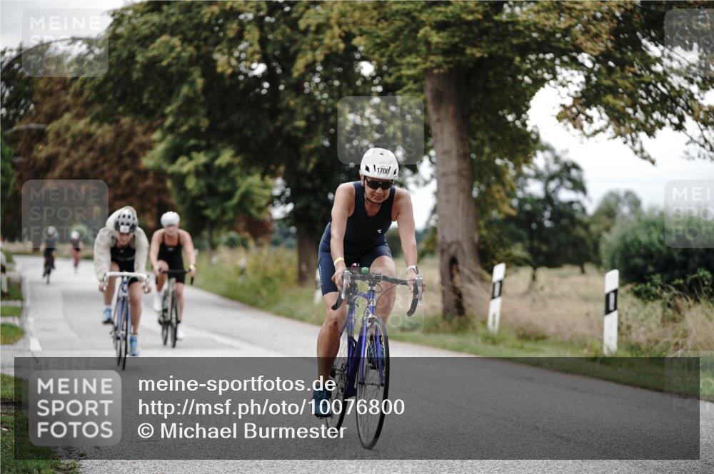 30.08.2026 - Elbe Triathlon Hamburg Michael Burmester http://msf.ph/oto/10076800 30.08.2026 11:26:52 Radfahren 1405, 1618, 1700 meine-sportfotos.de