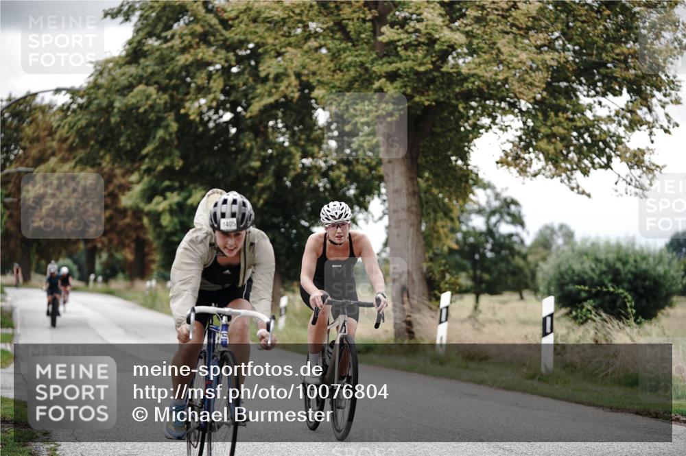 30.08.2026 - Elbe Triathlon Hamburg Michael Burmester http://msf.ph/oto/10076804 30.08.2026 11:26:54 Radfahren 1190, 1399, 1405, 1618, 1700 meine-sportfotos.de