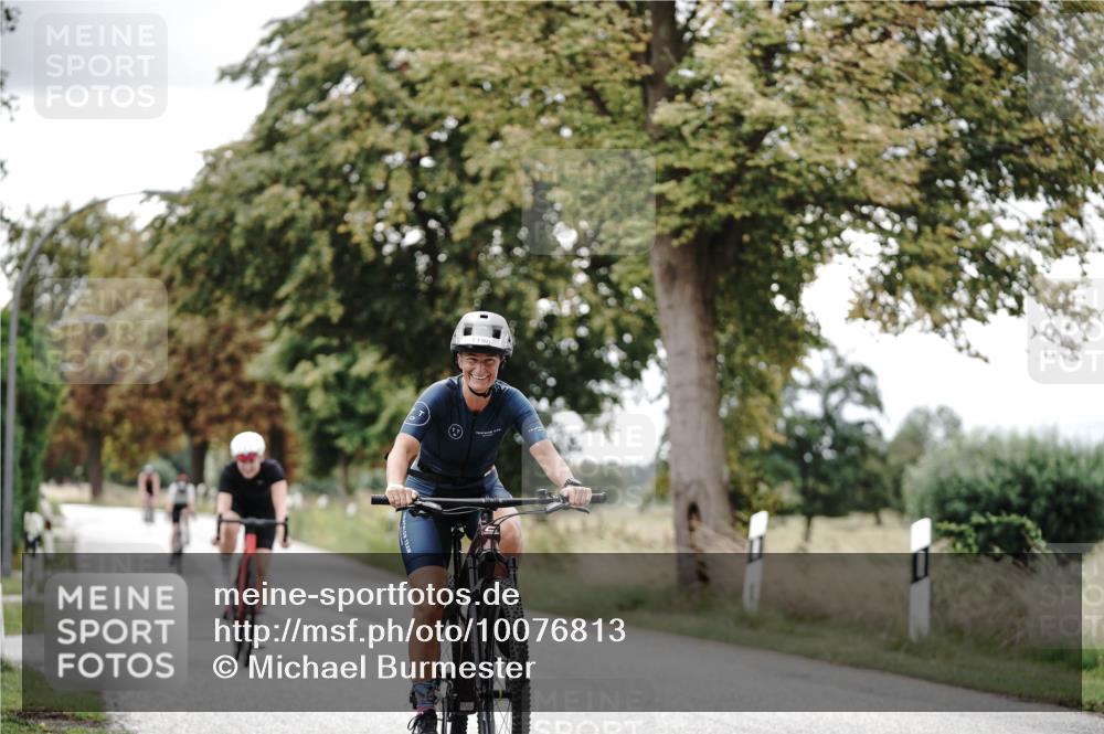 30.08.2026 - Elbe Triathlon Hamburg Michael Burmester http://msf.ph/oto/10076813 30.08.2026 11:27:00 Radfahren 1190, 1398, 1399, 1463 meine-sportfotos.de
