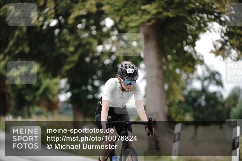 30.08.2026 - Elbe Triathlon Hamburg Michael Burmester http://msf.ph/oto/10076824 30.08.2026 11:27:05 Radfahren 1398, 1463 meine-sportfotos.de