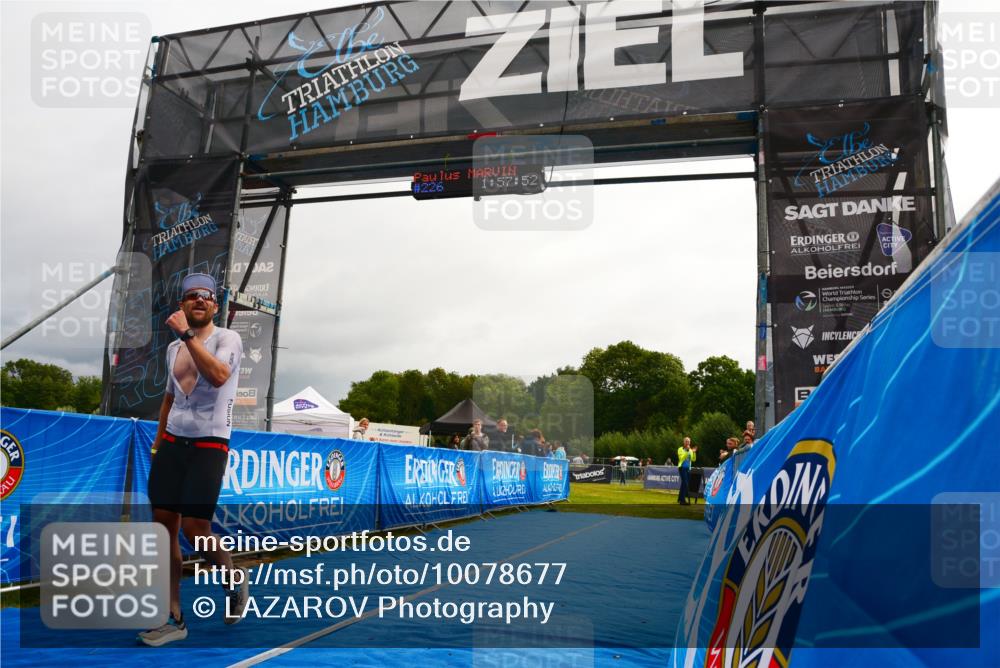 30.08.2026 - Elbe Triathlon Hamburg LAZAROV Photography http://msf.ph/oto/10078677 30.08.2026 09:57:51 Ziel 226 meine-sportfotos.de