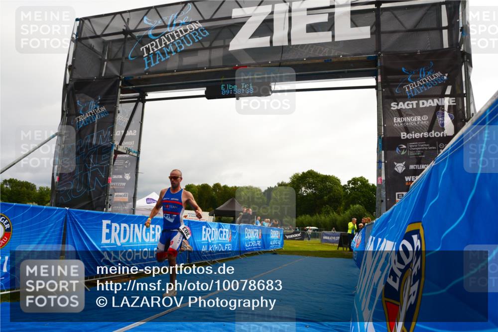 30.08.2026 - Elbe Triathlon Hamburg LAZAROV Photography http://msf.ph/oto/10078683 30.08.2026 09:58:39 Ziel 203 meine-sportfotos.de