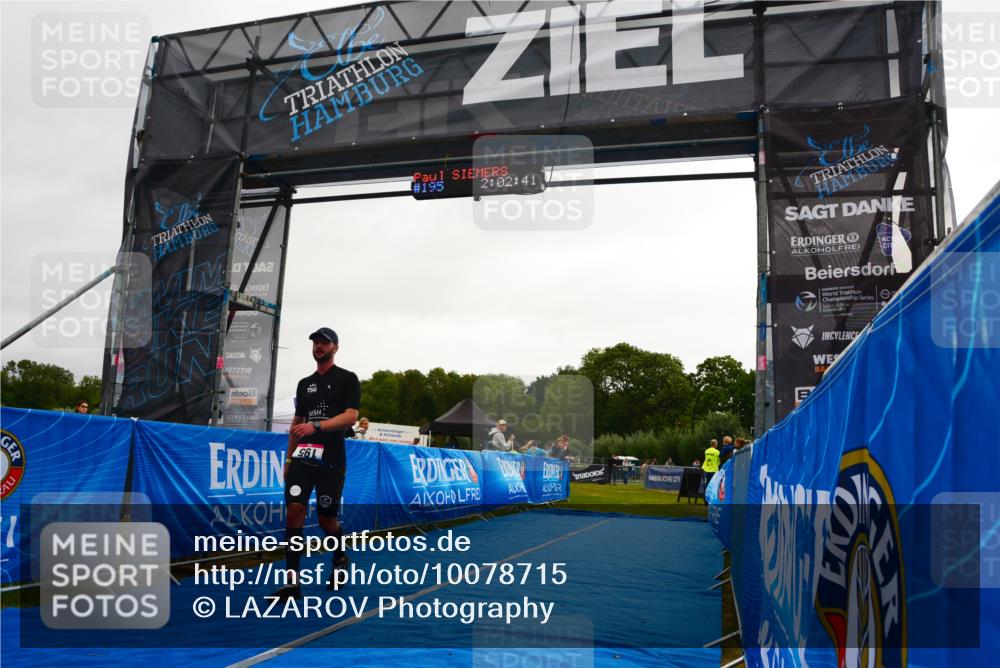 30.08.2026 - Elbe Triathlon Hamburg LAZAROV Photography http://msf.ph/oto/10078715 30.08.2026 10:02:41 Ziel 195 meine-sportfotos.de