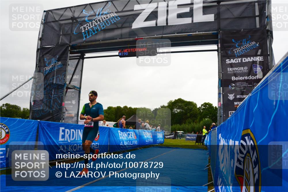 30.08.2026 - Elbe Triathlon Hamburg LAZAROV Photography http://msf.ph/oto/10078729 30.08.2026 10:04:20 Ziel 198 meine-sportfotos.de