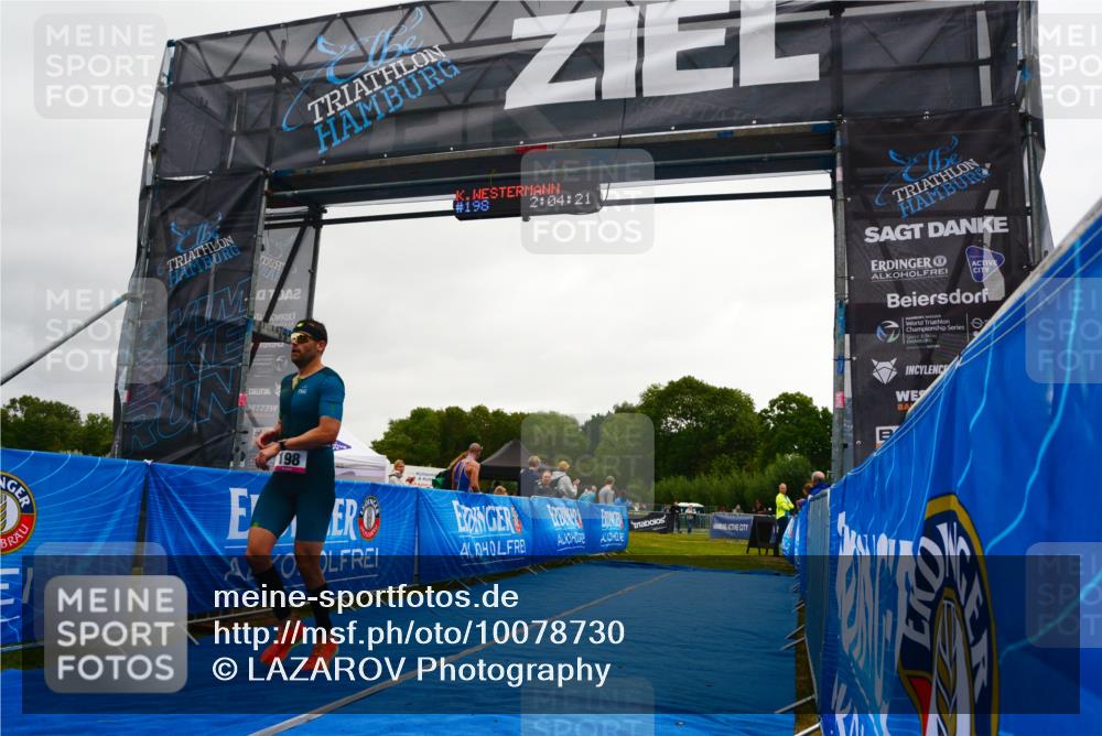 30.08.2026 - Elbe Triathlon Hamburg LAZAROV Photography http://msf.ph/oto/10078730 30.08.2026 10:04:20 Ziel 198 meine-sportfotos.de