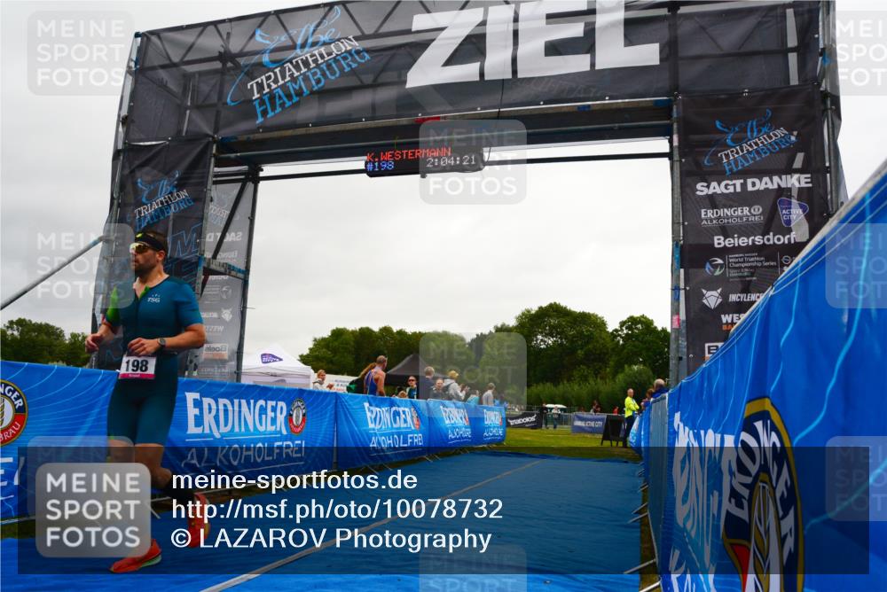 30.08.2026 - Elbe Triathlon Hamburg LAZAROV Photography http://msf.ph/oto/10078732 30.08.2026 10:04:20 Ziel 198 meine-sportfotos.de