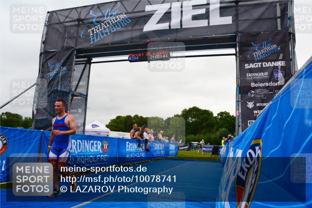 30.08.2026 - Elbe Triathlon Hamburg LAZAROV Photography http://msf.ph/oto/10078741 30.08.2026 10:05:43 Ziel 204 meine-sportfotos.de