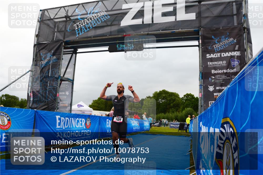 30.08.2026 - Elbe Triathlon Hamburg LAZAROV Photography http://msf.ph/oto/10078753 30.08.2026 10:08:08 Ziel 189 meine-sportfotos.de