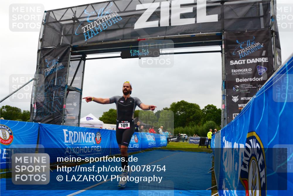30.08.2026 - Elbe Triathlon Hamburg LAZAROV Photography http://msf.ph/oto/10078754 30.08.2026 10:08:08 Ziel 189 meine-sportfotos.de