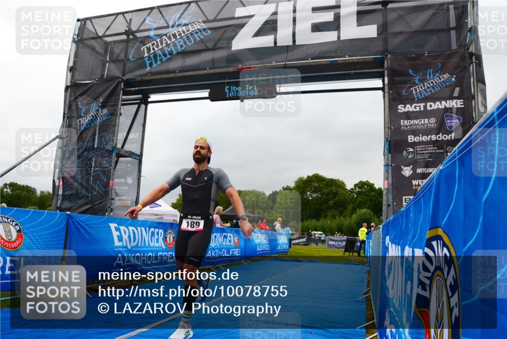 30.08.2026 - Elbe Triathlon Hamburg LAZAROV Photography http://msf.ph/oto/10078755 30.08.2026 10:08:08 Ziel 189 meine-sportfotos.de