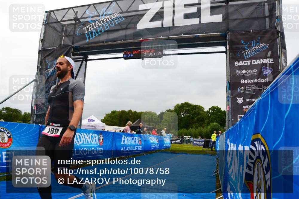 30.08.2026 - Elbe Triathlon Hamburg LAZAROV Photography http://msf.ph/oto/10078758 30.08.2026 10:08:09 Ziel 189 meine-sportfotos.de