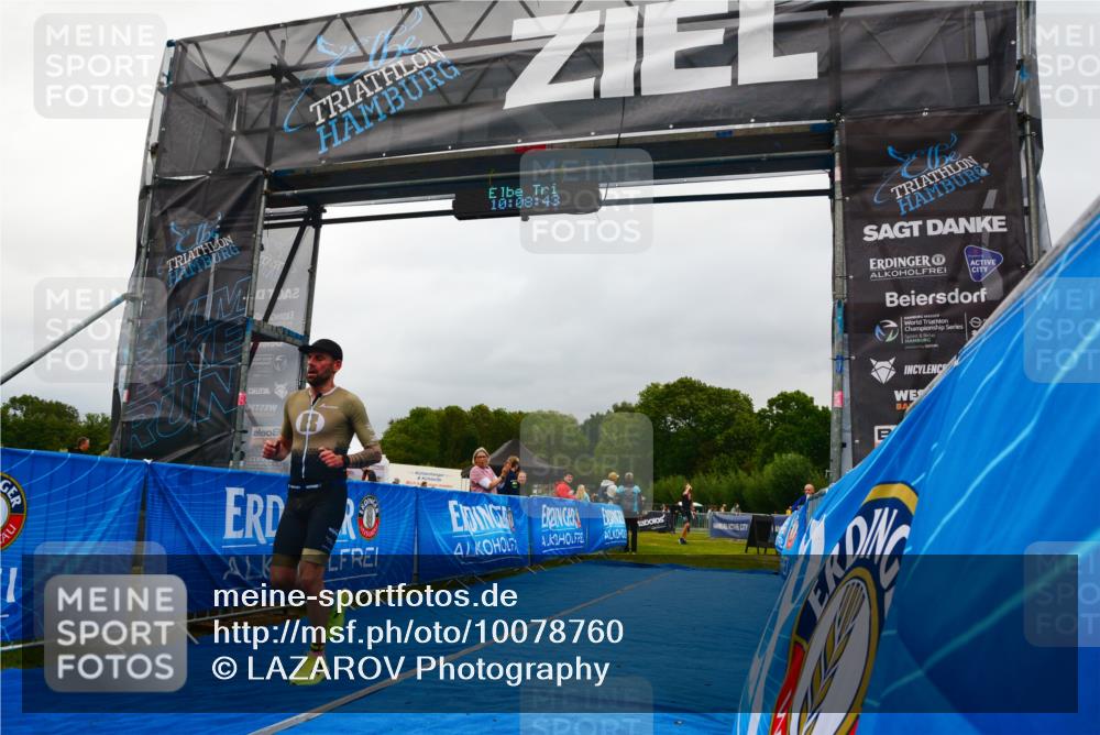 30.08.2026 - Elbe Triathlon Hamburg LAZAROV Photography http://msf.ph/oto/10078760 30.08.2026 10:08:43 Ziel 219 meine-sportfotos.de
