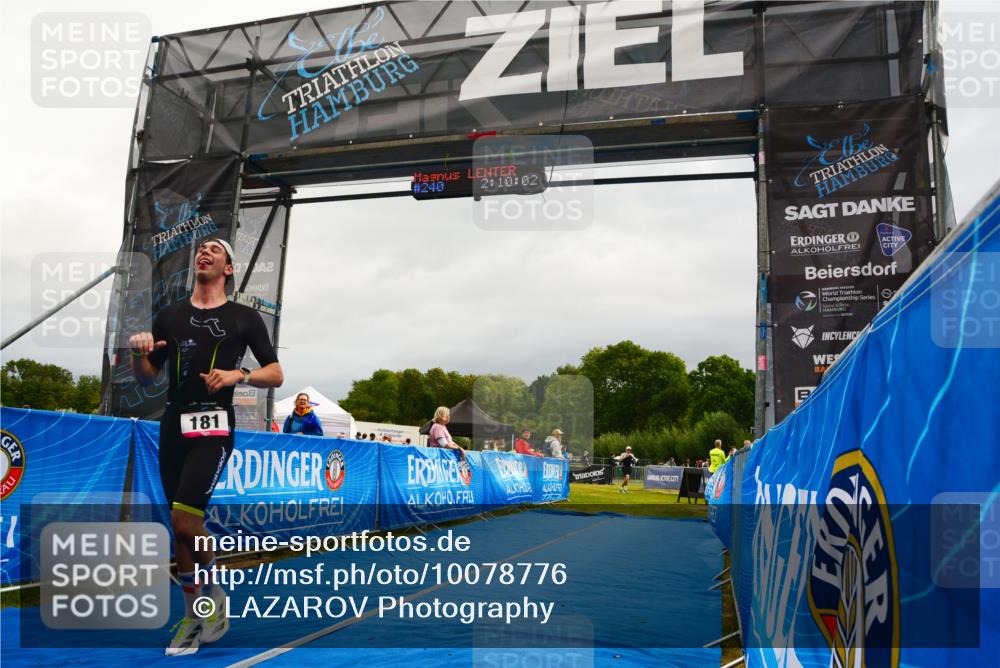 30.08.2026 - Elbe Triathlon Hamburg LAZAROV Photography http://msf.ph/oto/10078776 30.08.2026 10:10:04 Ziel 181, 240 meine-sportfotos.de
