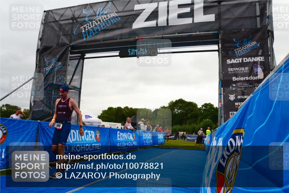 30.08.2026 - Elbe Triathlon Hamburg LAZAROV Photography http://msf.ph/oto/10078821 30.08.2026 10:14:08 Ziel 206 meine-sportfotos.de
