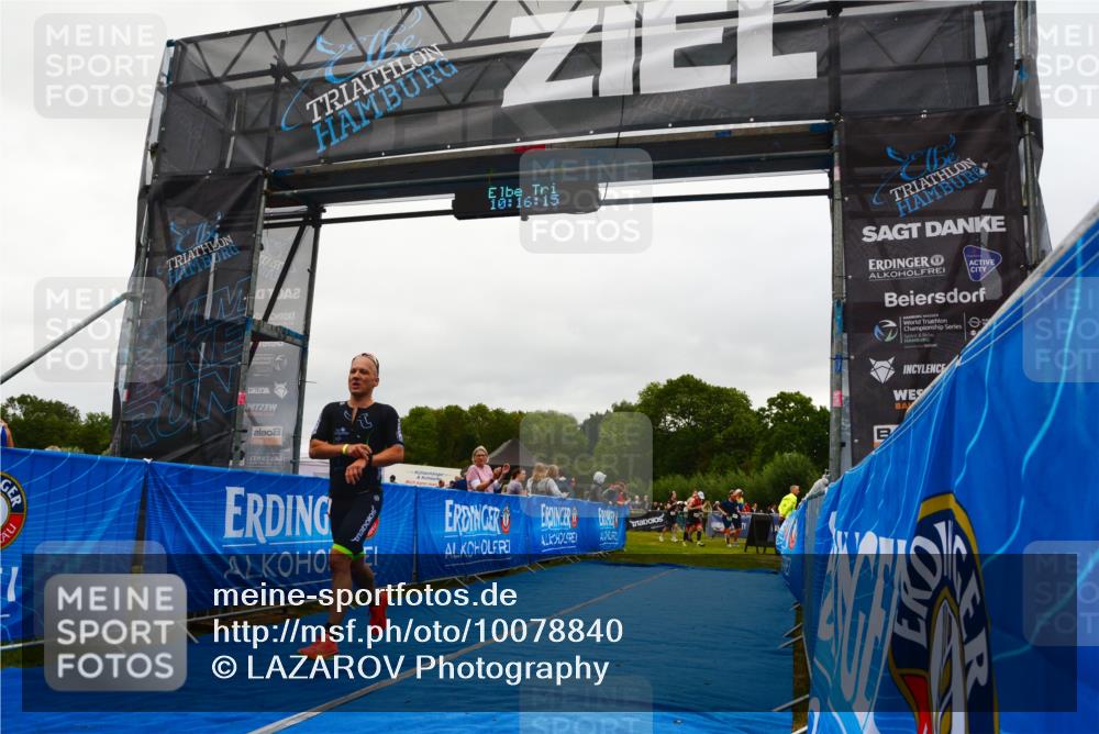 30.08.2026 - Elbe Triathlon Hamburg LAZAROV Photography http://msf.ph/oto/10078840 30.08.2026 10:16:16 Ziel 191 meine-sportfotos.de