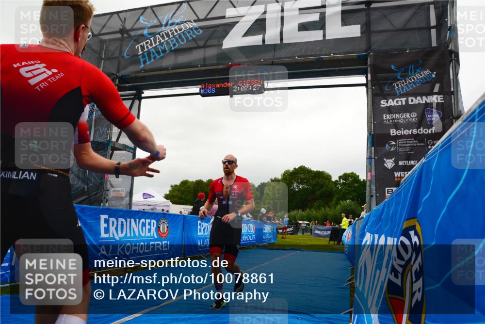 30.08.2026 - Elbe Triathlon Hamburg LAZAROV Photography http://msf.ph/oto/10078861 30.08.2026 10:17:28 Ziel 212, 308, 312 meine-sportfotos.de