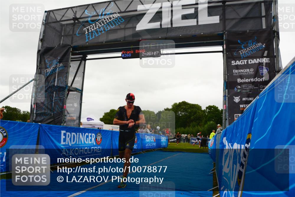 30.08.2026 - Elbe Triathlon Hamburg LAZAROV Photography http://msf.ph/oto/10078877 30.08.2026 10:18:06 Ziel 268, 411 meine-sportfotos.de