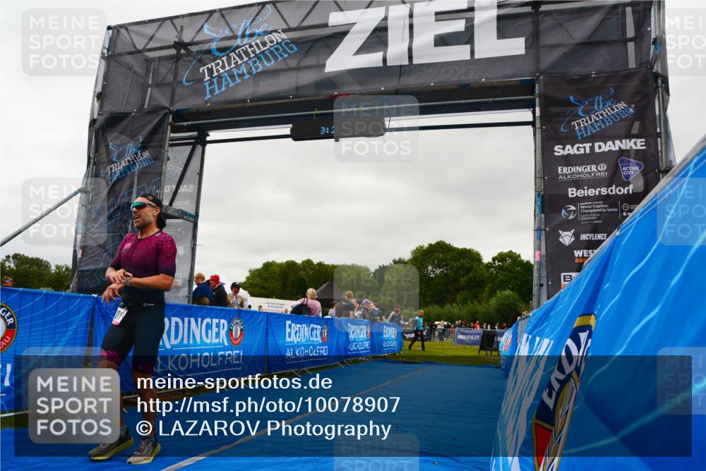 30.08.2026 - Elbe Triathlon Hamburg LAZAROV Photography http://msf.ph/oto/10078907 30.08.2026 10:20:59 Ziel 301 meine-sportfotos.de