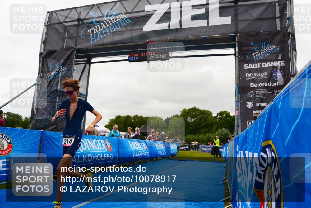 30.08.2026 - Elbe Triathlon Hamburg LAZAROV Photography http://msf.ph/oto/10078917 30.08.2026 10:22:01 Ziel 214 meine-sportfotos.de