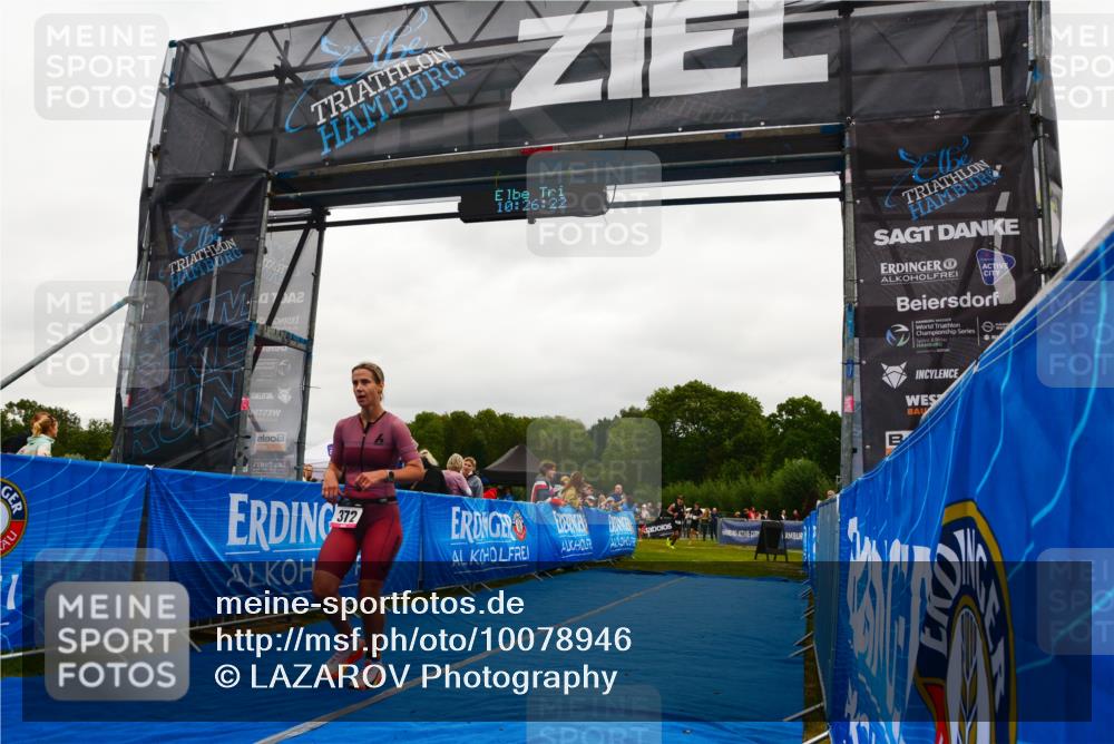 30.08.2026 - Elbe Triathlon Hamburg LAZAROV Photography http://msf.ph/oto/10078946 30.08.2026 10:26:23 Ziel 286, 372 meine-sportfotos.de