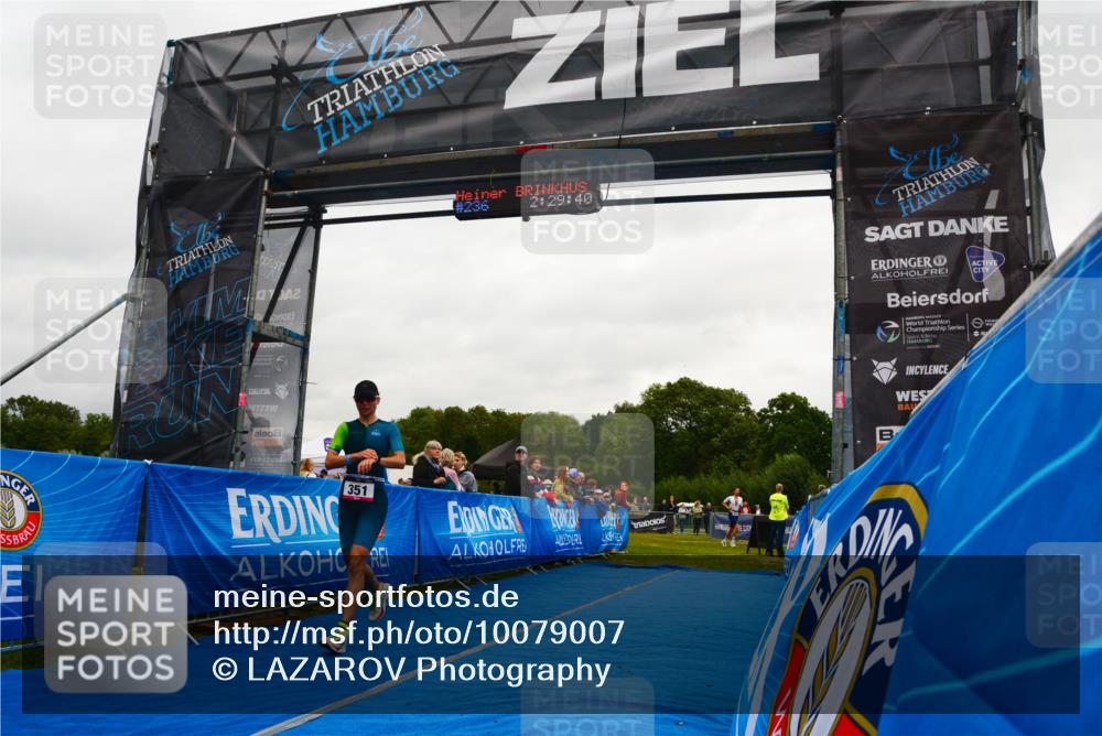 30.08.2026 - Elbe Triathlon Hamburg LAZAROV Photography http://msf.ph/oto/10079007 30.08.2026 10:29:43 Ziel 351 meine-sportfotos.de