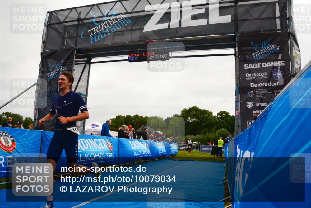 30.08.2026 - Elbe Triathlon Hamburg LAZAROV Photography http://msf.ph/oto/10079034 30.08.2026 10:31:08 Ziel 208, 252, 1895 meine-sportfotos.de