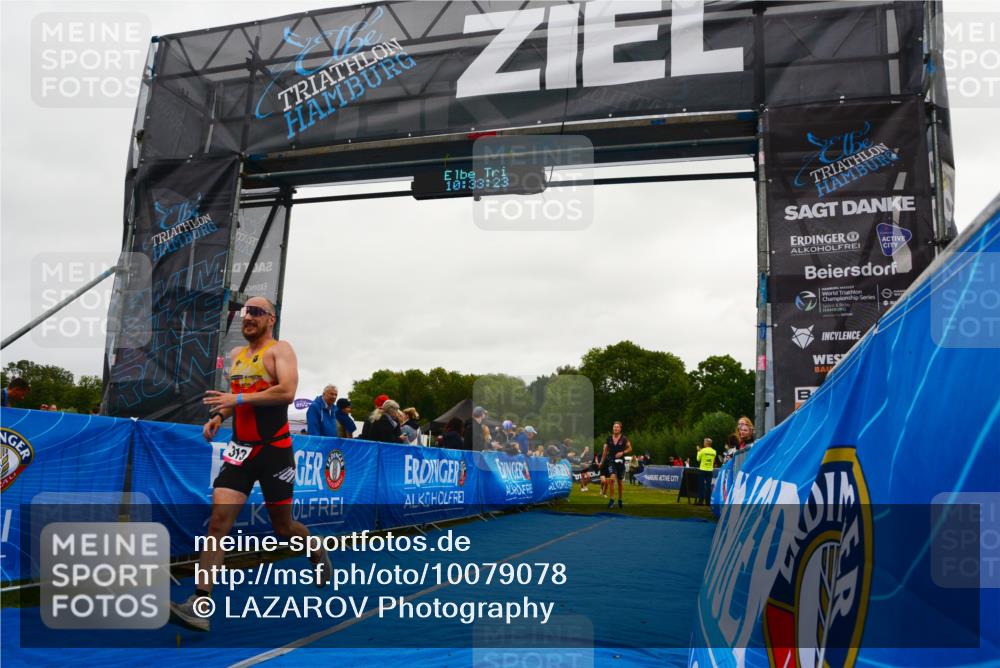 30.08.2026 - Elbe Triathlon Hamburg LAZAROV Photography http://msf.ph/oto/10079078 30.08.2026 10:33:24 Ziel 313, 326, 382 meine-sportfotos.de