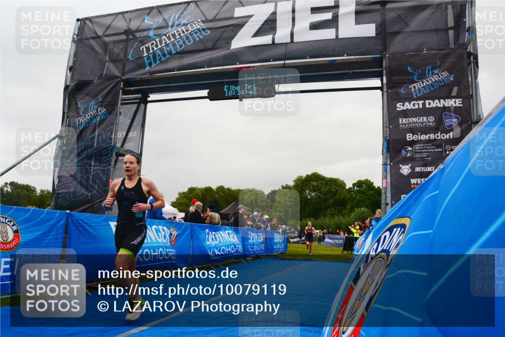 30.08.2026 - Elbe Triathlon Hamburg LAZAROV Photography http://msf.ph/oto/10079119 30.08.2026 10:34:47 Ziel 356, 385 meine-sportfotos.de