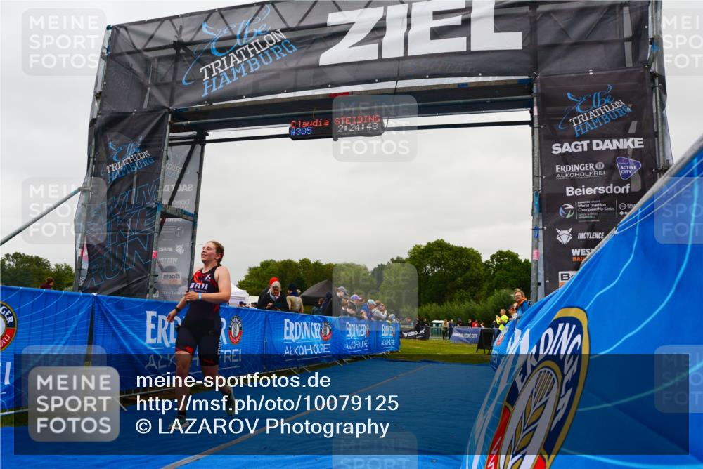 30.08.2026 - Elbe Triathlon Hamburg LAZAROV Photography http://msf.ph/oto/10079125 30.08.2026 10:34:52 Ziel 356 meine-sportfotos.de
