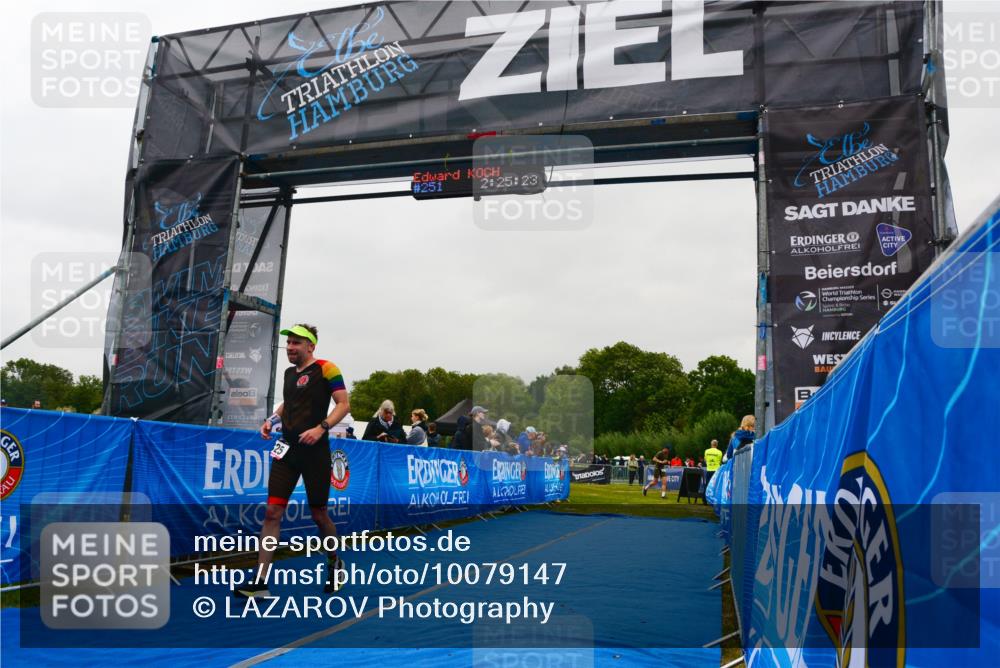 30.08.2026 - Elbe Triathlon Hamburg LAZAROV Photography http://msf.ph/oto/10079147 30.08.2026 10:35:29 Ziel 325 meine-sportfotos.de
