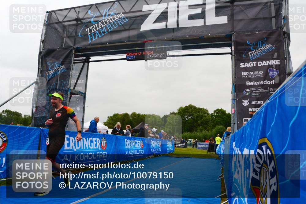 30.08.2026 - Elbe Triathlon Hamburg LAZAROV Photography http://msf.ph/oto/10079150 30.08.2026 10:35:29 Ziel 325 meine-sportfotos.de