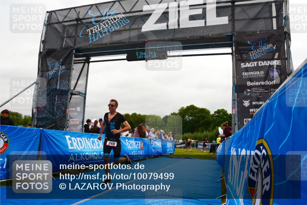 30.08.2026 - Elbe Triathlon Hamburg LAZAROV Photography http://msf.ph/oto/10079499 30.08.2026 10:46:31 Ziel 266, 508 meine-sportfotos.de