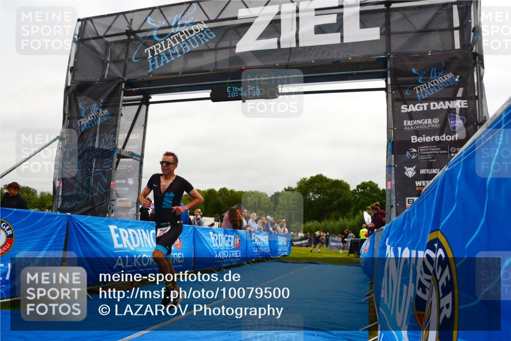30.08.2026 - Elbe Triathlon Hamburg LAZAROV Photography http://msf.ph/oto/10079500 30.08.2026 10:46:31 Ziel 266, 508 meine-sportfotos.de