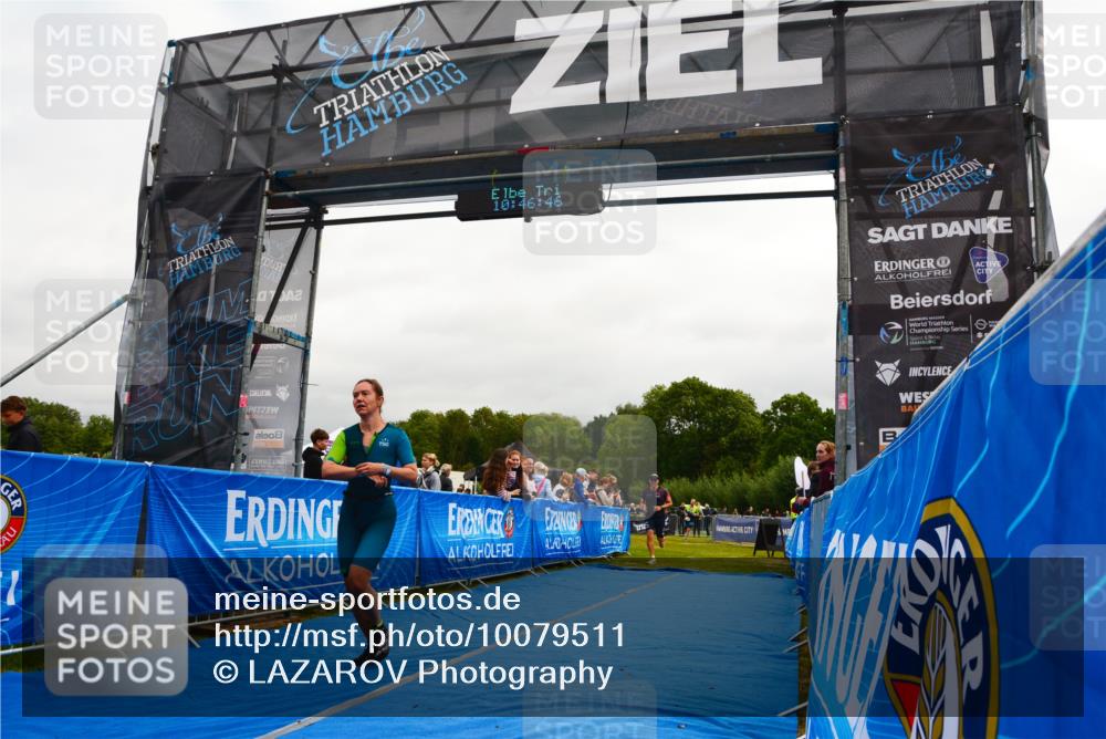 30.08.2026 - Elbe Triathlon Hamburg LAZAROV Photography http://msf.ph/oto/10079511 30.08.2026 10:46:46 Ziel 293, 354, 544 meine-sportfotos.de