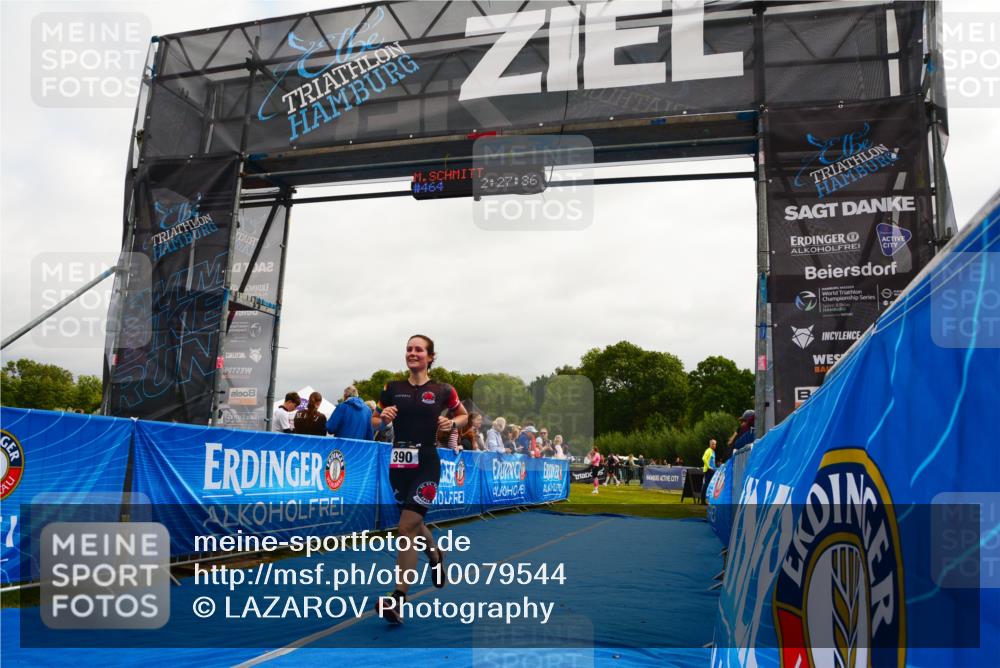 30.08.2026 - Elbe Triathlon Hamburg LAZAROV Photography http://msf.ph/oto/10079544 30.08.2026 10:47:39 Ziel 390 meine-sportfotos.de