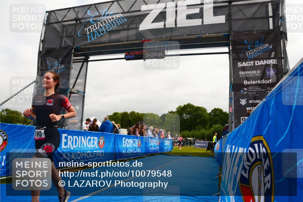30.08.2026 - Elbe Triathlon Hamburg LAZAROV Photography http://msf.ph/oto/10079548 30.08.2026 10:47:40 Ziel 390 meine-sportfotos.de