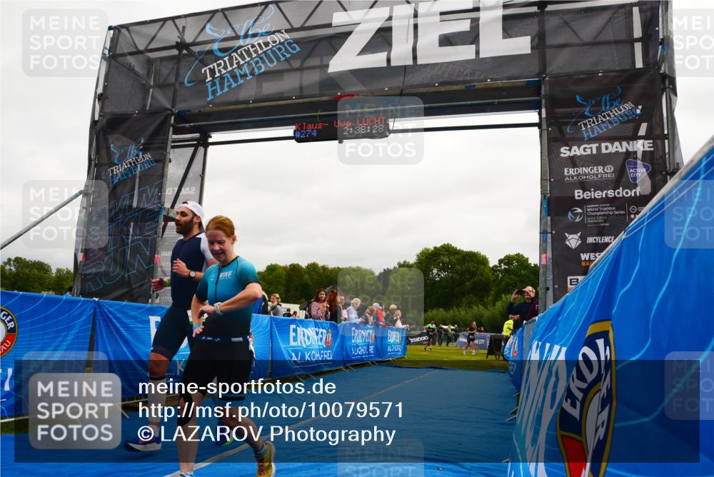 30.08.2026 - Elbe Triathlon Hamburg LAZAROV Photography http://msf.ph/oto/10079571 30.08.2026 10:48:29 Ziel 274, 361, 470 meine-sportfotos.de
