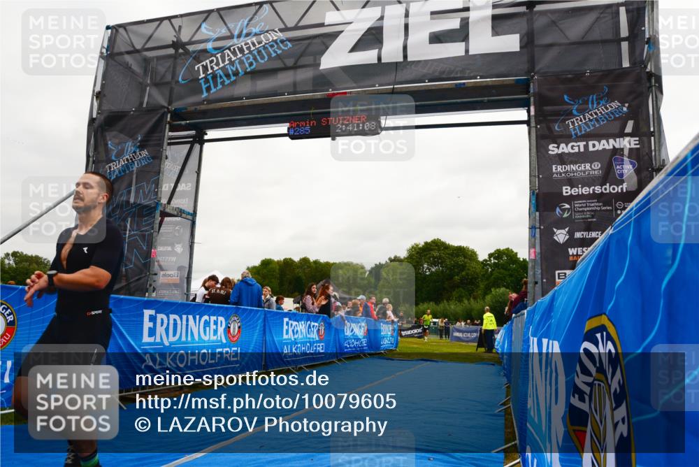 30.08.2026 - Elbe Triathlon Hamburg LAZAROV Photography http://msf.ph/oto/10079605 30.08.2026 10:51:10 Ziel 285, 567, 705 meine-sportfotos.de