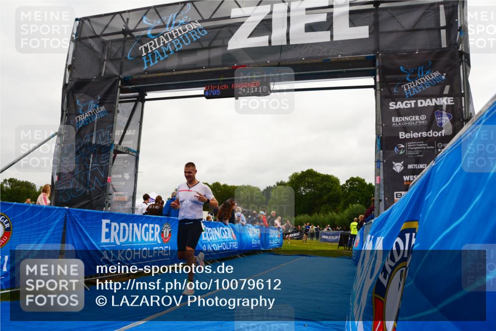 30.08.2026 - Elbe Triathlon Hamburg LAZAROV Photography http://msf.ph/oto/10079612 30.08.2026 10:51:22 Ziel 489 meine-sportfotos.de