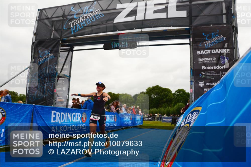 30.08.2026 - Elbe Triathlon Hamburg LAZAROV Photography http://msf.ph/oto/10079633 30.08.2026 10:51:44 Ziel 392 meine-sportfotos.de