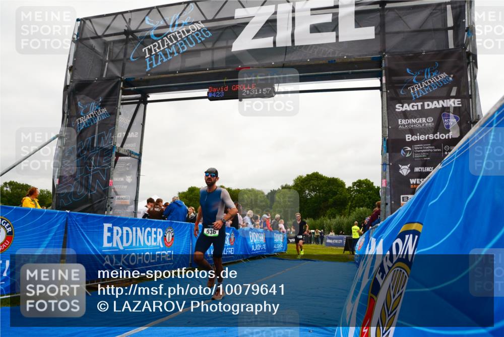 30.08.2026 - Elbe Triathlon Hamburg LAZAROV Photography http://msf.ph/oto/10079641 30.08.2026 10:52:00 Ziel 452, 536 meine-sportfotos.de