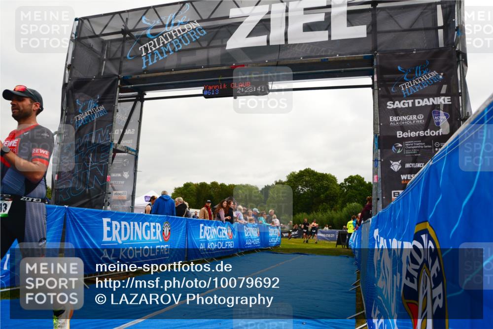 30.08.2026 - Elbe Triathlon Hamburg LAZAROV Photography http://msf.ph/oto/10079692 30.08.2026 10:53:41 Ziel 263, 613 meine-sportfotos.de